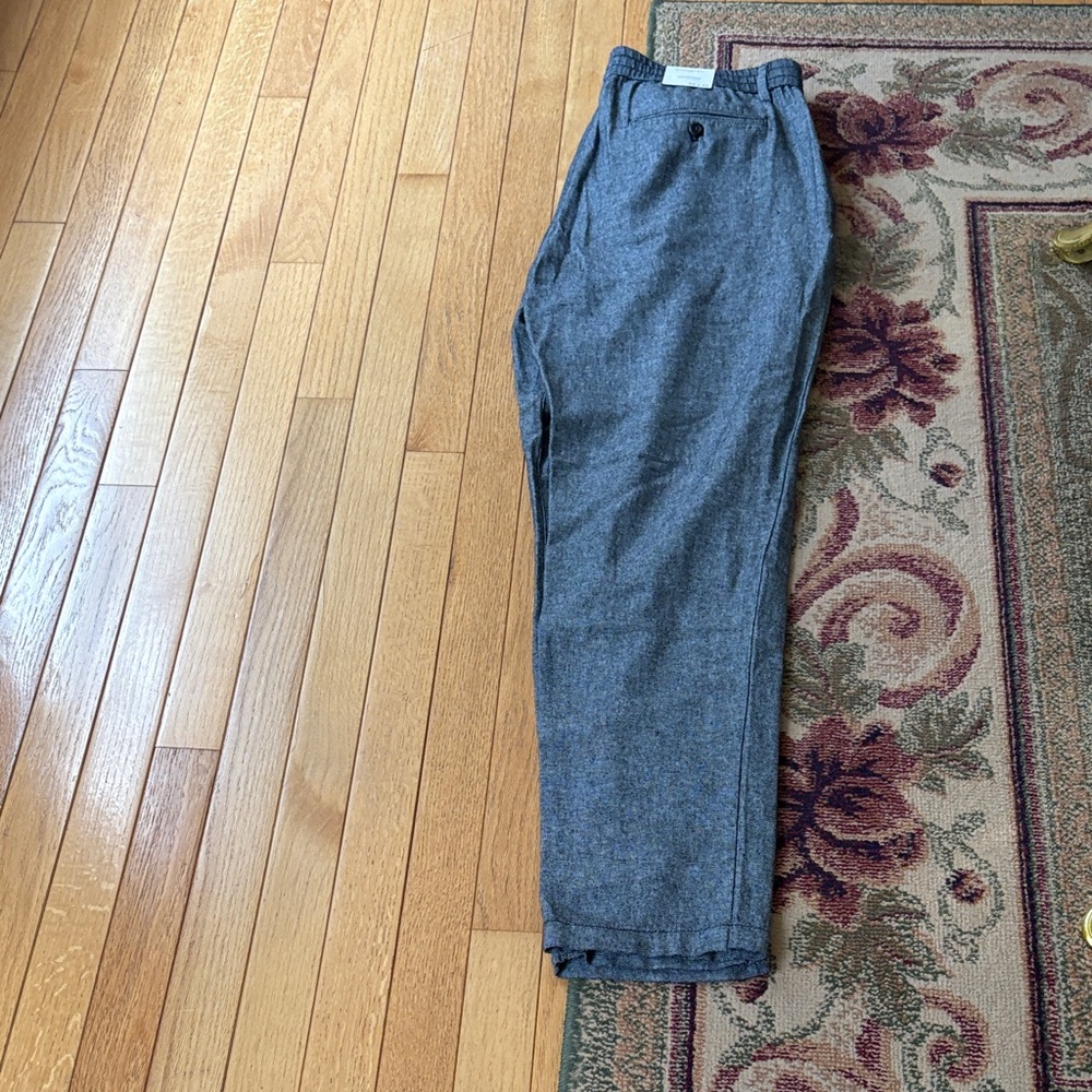 Banana Republic Charcoal Linen-Blend Trousers